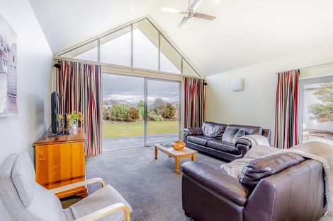 Photo of property in Butel Park, 38 Essex Avenue, Arrowtown, 9302