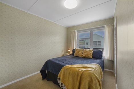 Photo of property in 21 Hall Grove, Ebdentown, Upper Hutt, 5018