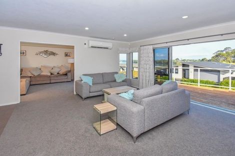 Photo of property in 7 Goble Road, Clarks Beach, Pukekohe, 2679