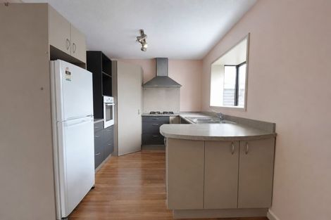Photo of property in 22 Beatrice Place, Avonhead, Christchurch, 8042