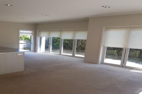 Photo of property in 2/78 Birkenhead Avenue, Birkenhead, Auckland, 0626