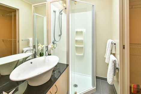 Photo of property in 5 Wairua Place, Pukekohe, 2120