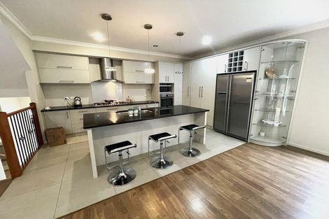 Photo of property in 105 Laurel Oak Drive, Schnapper Rock, Auckland, 0632