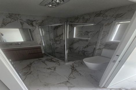 Photo of property in 1/6 Annette Avenue, Te Atatu South, Auckland, 0610