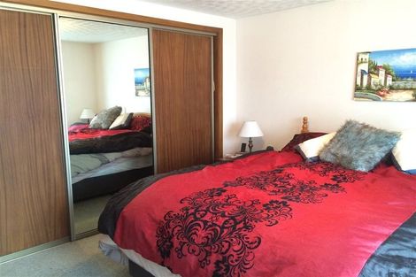 Photo of property in 21 Karnak Crescent, Russley, Christchurch, 8042