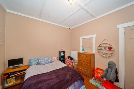 Photo of property in 7 Gladstone Street, Hawera, 4610