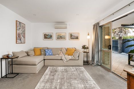 Photo of property in 32 Tomika Crescent, Papamoa Beach, Papamoa, 3118