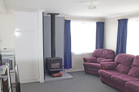 Photo of property in 2 Mclean Street, Oamaru North, Oamaru, 9400