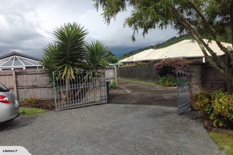 Photo of property in 16a Turon Crescent, Totara Park, Upper Hutt, 5018