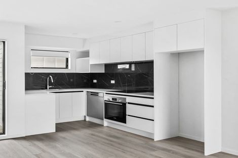 Photo of property in 4/53 Drake Street, Howick, Auckland, 2014