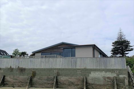 Photo of property in 62 Steyne Avenue, Plimmerton, Porirua, 5026