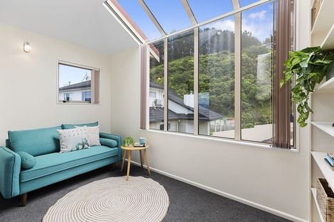 Photo of property in 36 Downing Street, Crofton Downs, Wellington, 6035