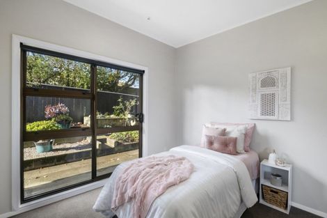 Photo of property in 4 Park Avenue, Titahi Bay, Porirua, 5022