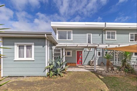 Photo of property in 4 Hunia Terrace, Himatangi Beach, Foxton, 4891