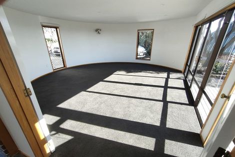 Photo of property in 7 Drayton Drive, Mount Pleasant, Christchurch, 8081