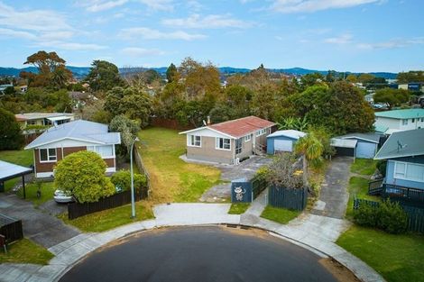 Photo of property in 66 Pinedale Place, Henderson, Auckland, 0610