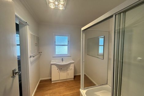 Photo of property in 9 Bluegum Road, Paraparaumu Beach, Paraparaumu, 5032