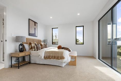 Photo of property in 2a Rangitoto Terrace, Milford, Auckland, 0620