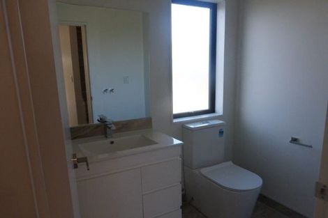 Photo of property in 1d Quincey Place, Massey, Auckland, 0614