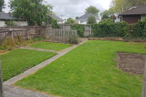 Photo of property in 7 Pinehurst Crescent, Russley, Christchurch, 8042