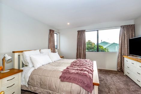 Photo of property in 1/4 Parkwood Place, Parklands, Christchurch, 8083