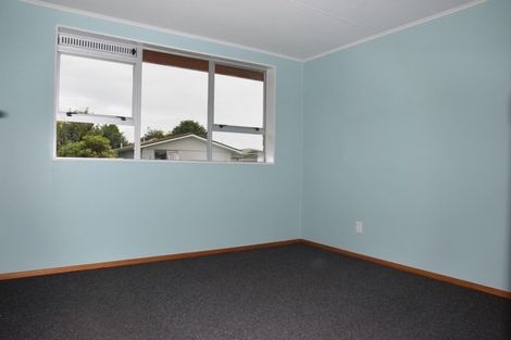 Photo of property in 30 Newbie Place, Heidelberg, Invercargill, 9812