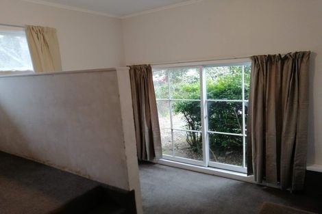 Photo of property in 71 Godley Road, Green Bay, Auckland, 0604