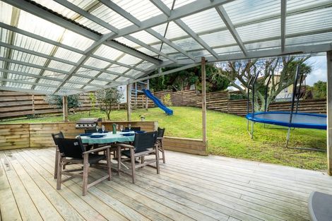 Photo of property in 48 Donovan Avenue, Massey, Auckland, 0614