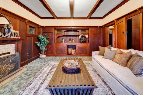 Photo of property in 4 Kitchener Terrace, Moturoa, New Plymouth, 4310