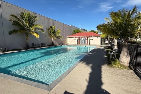 Photo of property in 31b/30 Westward Ho, Glen Eden, Auckland, 0602