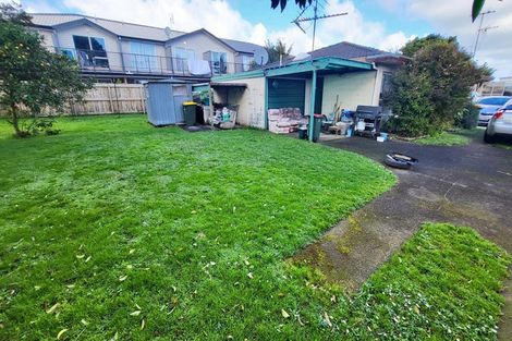 Photo of property in 3/30 Takanini Road, Takanini, 2112