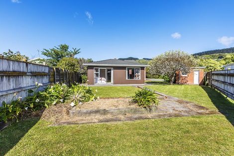 Photo of property in 146 Main Road, Tawa, Wellington, 5028