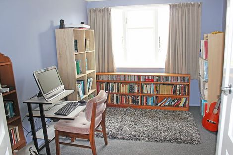 Photo of property in 2 Mclean Street, Oamaru North, Oamaru, 9400