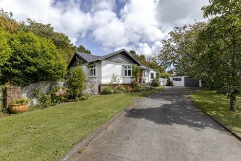 Photo of property in 48 Maire Street, Inglewood, 4330