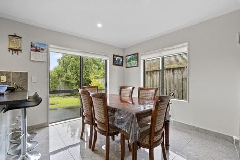 Photo of property in 92a Alfriston Road, Manurewa, Auckland, 2105