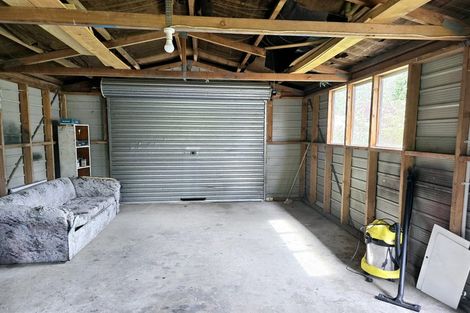 Photo of property in 16 Buller Street, Picton, 7220