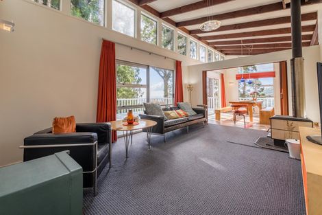 Photo of property in 136 Opanuku Road, Henderson Valley, Auckland, 0612