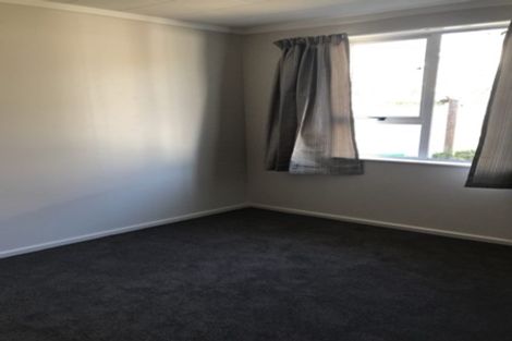 Photo of property in 2/30 Bassett Street, Burwood, Christchurch, 8083