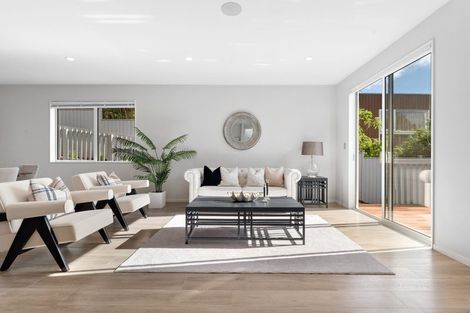 Photo of property in 6c Seaview Road, Milford, Auckland, 0620