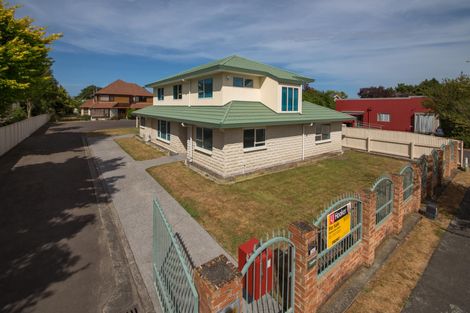 Photo of property in 165a Russell Street, Palmerston North, 4414