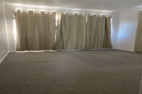 Photo of property in 16 Wenlock Place, Manurewa, Auckland, 2102