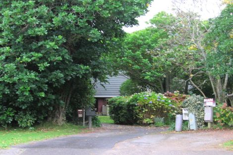 Photo of property in 1 Kohekohe Road, Waikanae, 5036