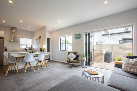 Photo of property in 21b Margaret Road, Raumati Beach, Paraparaumu, 5032