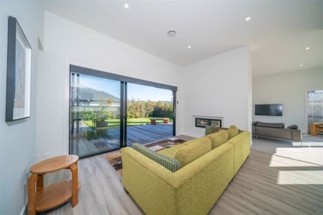 Photo of property in 2 Wallace Crescent, Prebbleton, 7604