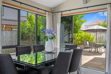 Photo of property in 6 Dalcross Drive, Flat Bush, Auckland, 2016