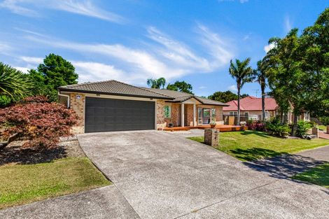 Photo of property in 14 Semillon Avenue, Henderson, Auckland, 0612