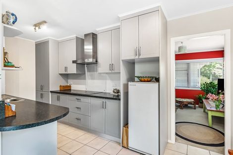 Photo of property in 44 Clunie Avenue, Raumati South, Paraparaumu, 5032