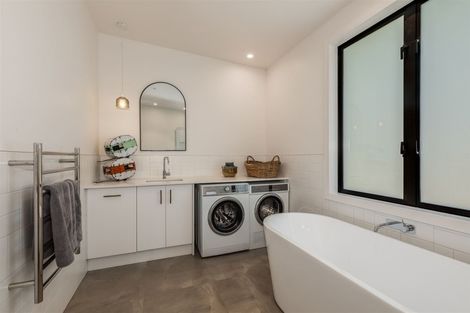 Photo of property in 114 Muri Road, Pukerua Bay, 5026