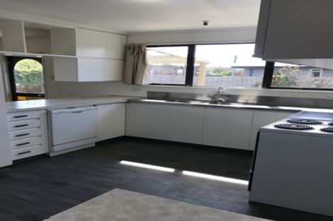 Photo of property in 2a Barclay Place, Burwood, Christchurch, 8061