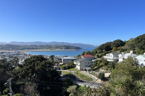 Photo of property in 94 Sutherland Road, Melrose, Wellington, 6023